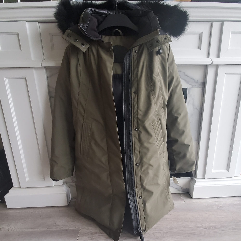 🌟NWT🌟CMFR Parka XS